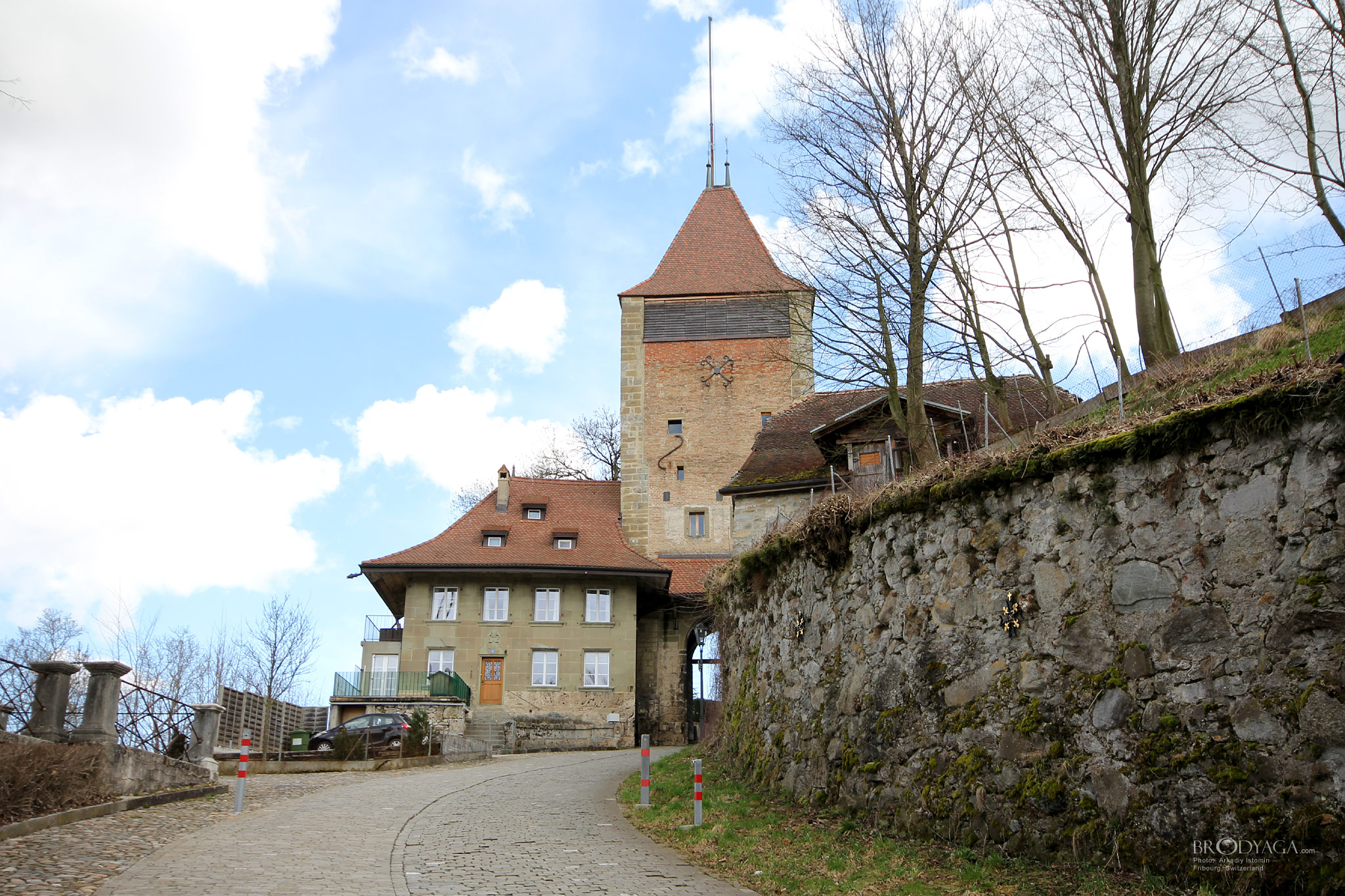 La tour-porte de Bourguillon 1367 (Lorette), Fribourg